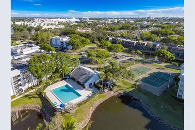 711 N Pine Island Rd #406, Plantation, FL 33324 - Photo 42