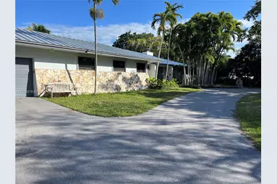 14501 SW 67th Ave, Coral Gables, FL 33158 - Photo 2