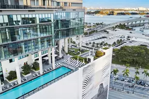 398 NE 5th St, Miami, FL 33132 - Photo 38