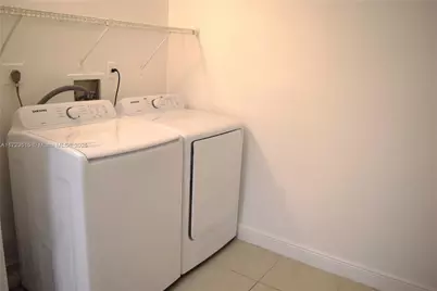 5628 Rock Island Rd #185, Tamarac, FL 33319 - Photo 8