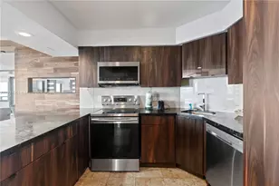 5225 Collins Ave, Miami Beach, FL 33140 - Photo 18