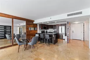 5225 Collins Ave, Miami Beach, FL 33140 - Photo 14