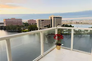 5085 NW 7th St, Miami, FL 33126 - Photo 1