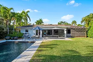 2104 NE 124th St, North Miami, FL 33181 - Photo 16