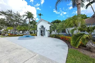 2600 S University Dr, Davie, FL 33328 - Photo 22
