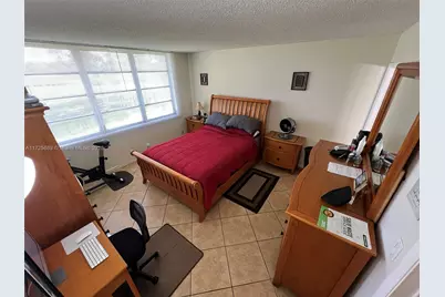 3300 W Rolling Hills Cir #102, Davie, FL 33328 - Photo 12