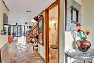 20606 NE 7th Ct, Miami, FL 33179 - Photo 8