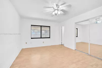 12104 SW 110th St Cir S, Miami, FL 33186 - Photo 8