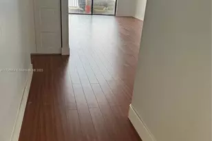 117 Lake Emerald Dr, Oakland Park, FL 33309 - Photo 8