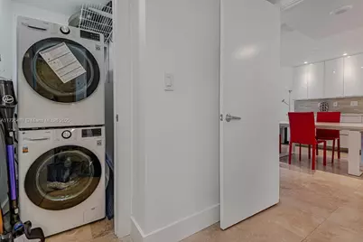 2301 Collins Ave #1515, Miami Beach, FL 33139 - Photo 18