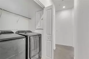 274 SW 159th Pl, Pembroke Pines, FL 33027 - Photo 22