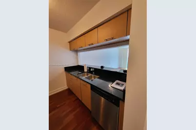 31 SE 5th St #2409, Miami, FL 33131 - Photo 8