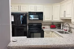 375 SW 56th Ave, Margate, FL 33068 - Photo 2