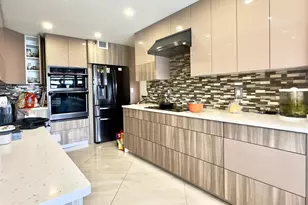 1201 S Ocean Dr, Hollywood, FL 33019 - Photo 2