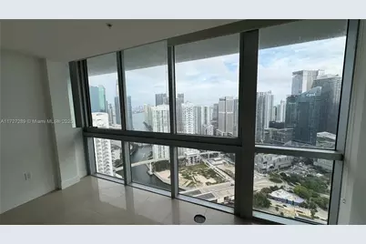 90 SW 3rd St #PH-17, Miami, FL 33130 - Photo 28