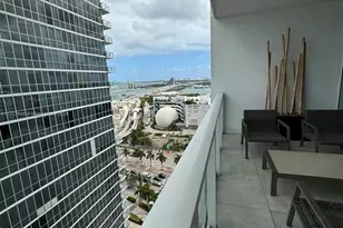 1040 Biscayne Blvd, Miami, FL 33132 - Photo 2