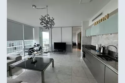 1040 Biscayne Blvd #1505, Miami, FL 33132 - Photo 12