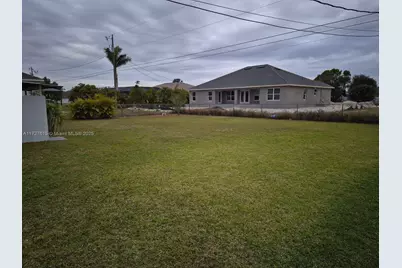 1019 NW 7th Place, Cape Coral, FL 33993 - Photo 14