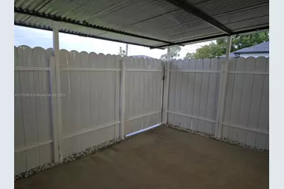 1019 NW 7th Place, Cape Coral, FL 33993 - Photo 10