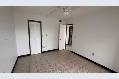 160 NE 203rd Ter #18, Miami Gardens, FL 33179 - Photo 32