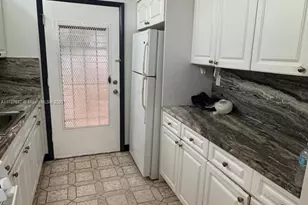 160 NE 203rd Terrace, Miami Gardens, FL 33179 - Photo 16