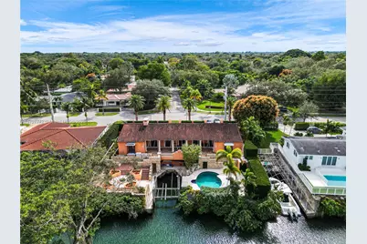 1181 S Alhambra Cir, Coral Gables, FL 33146 - Photo 34