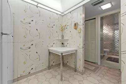 20301 W Country Club Dr #PH25, Aventura, FL 33180 - Photo 16