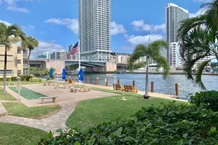 2600 Diana Dr, Hallandale Beach, FL 33009 - Photo 38