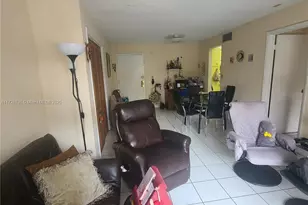 4803 NW 7th St, Miami, FL 33126 - Photo 4