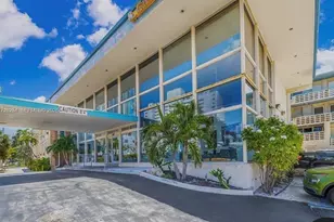 6484 Indian Creek Dr, Miami Beach, FL 33141 - Photo 1