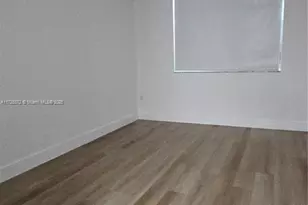 500 Bayview Dr, Sunny Isles Beach, FL 33160 - Photo 8