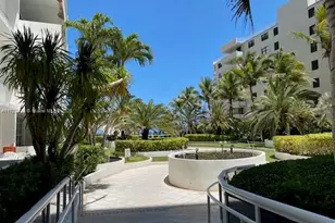 100 Lincoln Rd, Miami Beach, FL 33139 - Photo 28