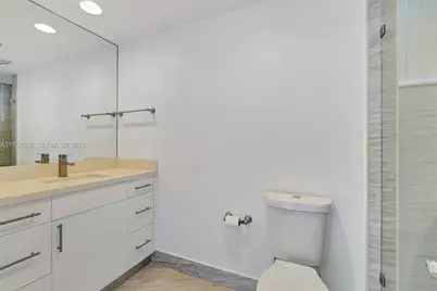 3370 Hidden Bay Dr #910, Aventura, FL 33180 - Photo 26