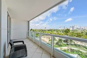 21205 Yacht Club Dr, Aventura, FL 33180 - Photo 24