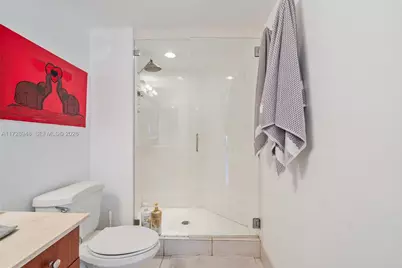 21205 Yacht Club Dr #805, Aventura, FL 33180 - Photo 18