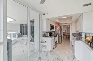 21205 Yacht Club Dr, Aventura, FL 33180 - Photo 12
