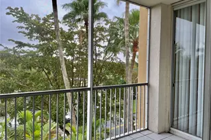 9805 NW 52nd St, Doral, FL 33178 - Photo 16