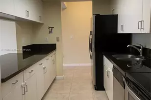 9805 NW 52nd St, Doral, FL 33178 - Photo 4