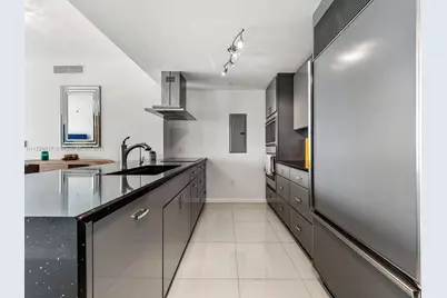 495 Brickell Ave #5203, Miami, FL 33131 - Photo 2