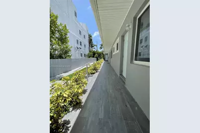 1995 Calais, Miami Beach, FL 33141 - Photo 26