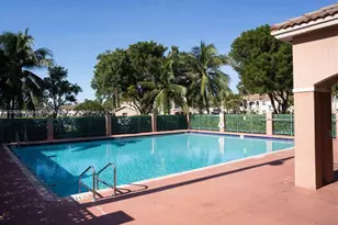 2910 SE 13th Rd, Homestead, FL 33035 - Photo 2