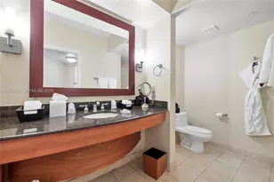 18001 Collins Ave, Sunny Isles Beach, FL 33160 - Photo 14
