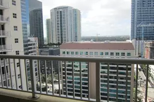 170 SE 14th St, Miami, FL 33131 - Photo 18