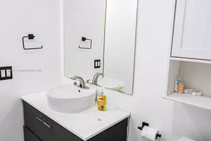 18600 NE 7th Ct, North Miami Beach, FL 33179 - Photo 58