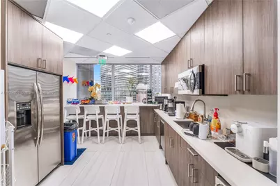 1200 Brickell Ave #950-A, Miami, FL 33131 - Photo 8