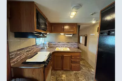 675 Copeland Ave S # 5, Everglades City, FL 34139 - Photo 6