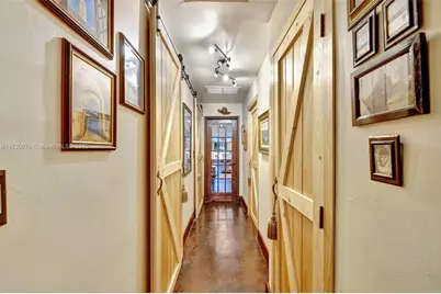 1401 NE 33rd St, Oakland Park, FL 33334 - Photo 22