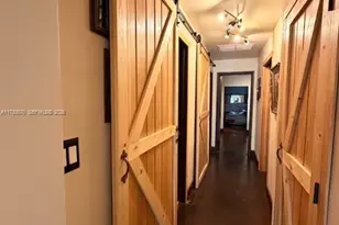 1401 NE 33rd St, Oakland Park, FL 33334 - Photo 34