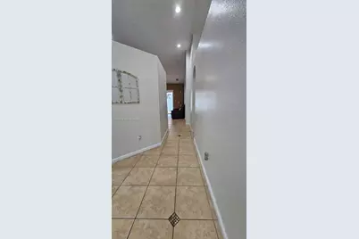 4120 NE 22 Nd Ct, Homestead, FL 33033 - Photo 6