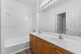 2463 SE 15th Ct, Homestead, FL 33035 - Photo 16